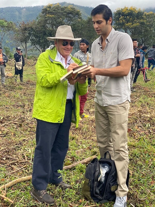 Dr. Mark Gold in the Andes 2022 book signing in Columbia