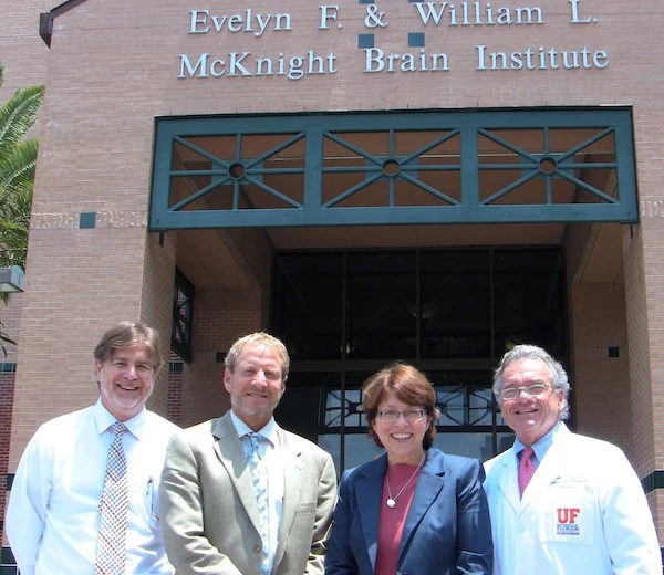 Yale’s Dr. Stephannie O’Malley , Chairman Dr. Mark Gold, Dr. Scott Teitelbaum, Dr William Jacobs